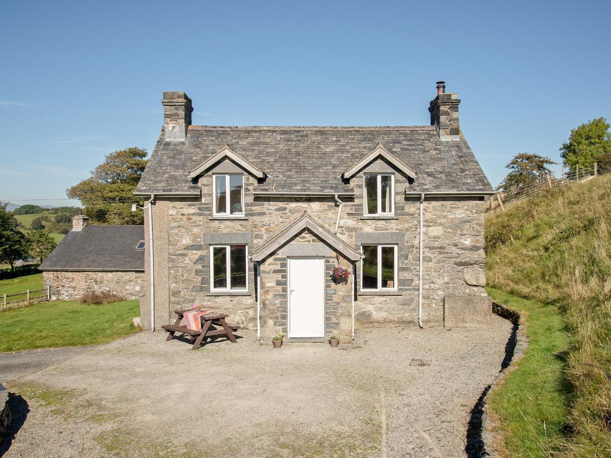 Cefn Bach Villa Capel Garmon Екстериор снимка